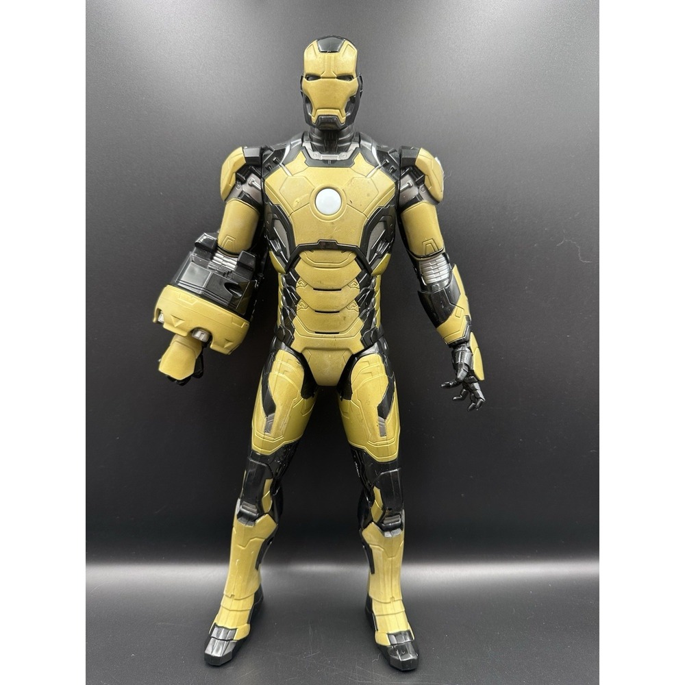 2012 15" Marvel Iron Man Avengers Talking Action Figure Black/Gold Hasbro